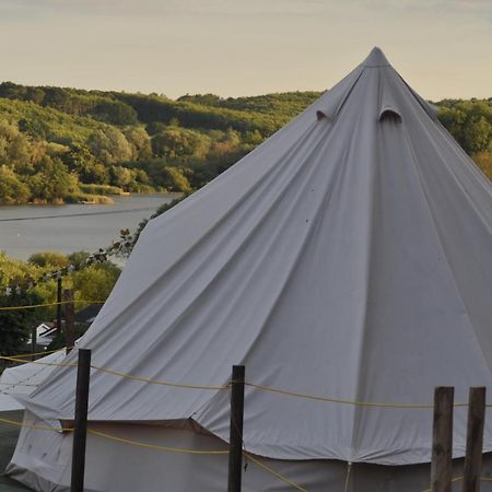 Walnut Tree Glamping Otel Sturry Dış mekan fotoğraf